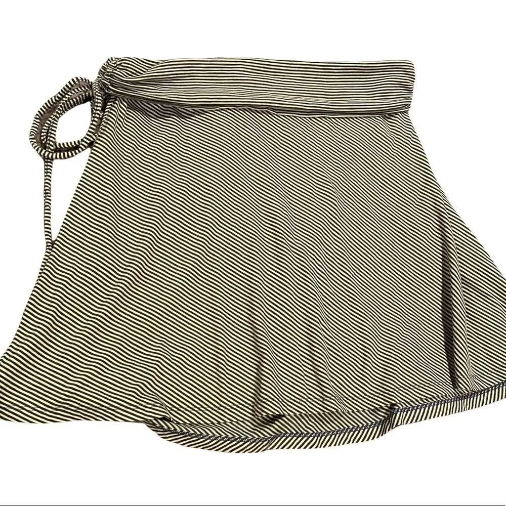Patagonia Fold Over Skirt Size Small Striped